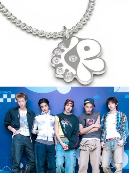 Cortis exclusive Logo Necklace